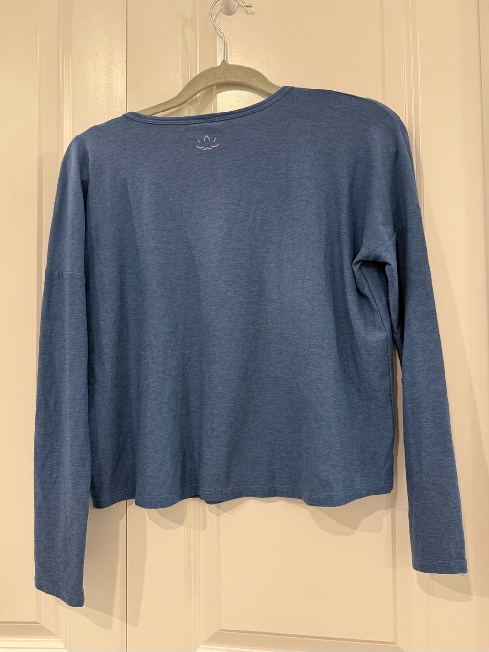 Beyond Yoga Women's Long-Sleeve Crewneck Sweater in Dusty Blue